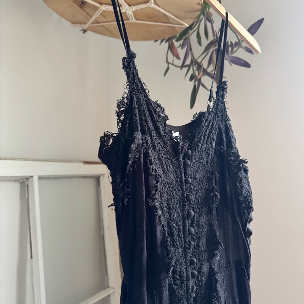 Elegant Black Lace Dress